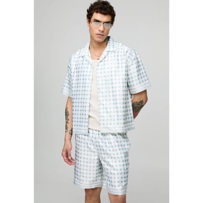 Oversized Boxy Korte Mouwen Geruit Satijn Overhemd & Short Set | Sage | Size Small
