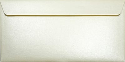 Metallic (parelmoer) ecru enveloppen DL - 110 x 220 mm - 25 stuks - HK zelfklevend met plakstrip - 120 gram - Majestic - Netuno