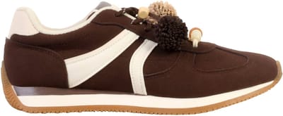 Sneakers met veters