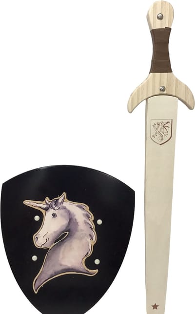 houtenzwaard met schede draak embleem en ridderschild eenhoorn unicorn kinderzwaard ridderzwaard ridder schild