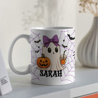 Creasowl® Gepersonaliseerde Halloween Mok Paars – Schattig Spookje met Naam – Halloween Cadeau voor Kinderen en Volwassenen – Koffie Thee Chocolademelk Mok – Uniek Gepersonaliseerd Geschenk