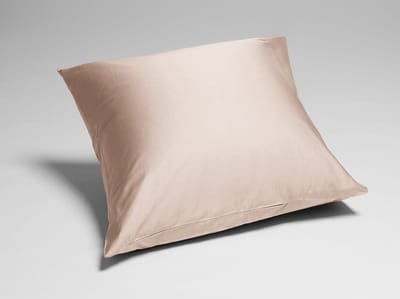 Yumeko kussensloop katoensatijn dusty roze 65x65 - Bio, eco & fairtrade - 1 stuk
