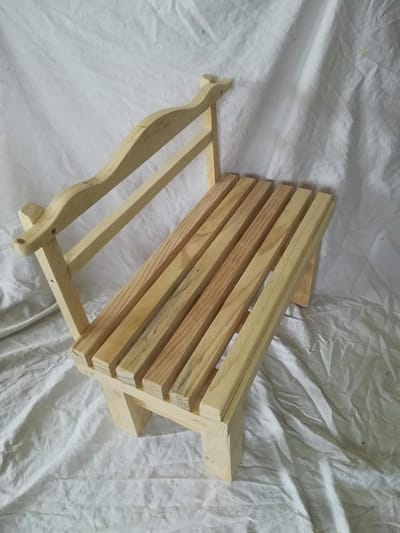 Kinderbank Hout - Kindermeubel Zetel - Spelen en Ontspannen - Massief Houten Frame - 70 cm Lengte - Geel