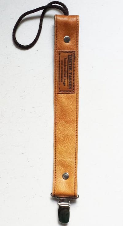 Toetie & Zo Handgemaakte Leren Speenkoord Cognac, bruin, leder, speenhouder