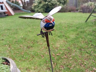 Floz Design tuinsteker vogel - metalen tuinprikker vogel - fairtrade cadeau voor een vogelliefhebber