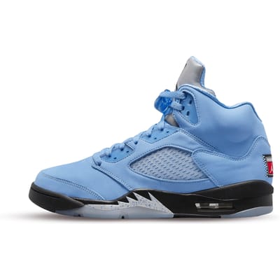 Jordan 5 Retro UNC University Blue - Maat 40.5