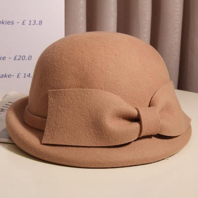 Gezicht kijkend Hepburn Stijl Gekrulde Strik Hoed voor Vrouwen met Koepel Temperament, Schoonmoeder Stijl Wol Wol Mode Hoed M (56-58cm) Adjustable brown
