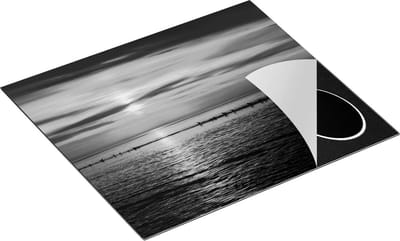 Chefcare Inductie Beschermer Zonsondergang in de Zee - Zwart Wit - 60x50 cm - Afdekplaat Inductie - Kookplaat Beschermer - Inductie Mat