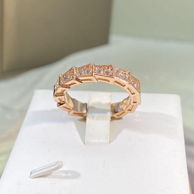 Nieuwe Europese en Amerikaanse Mode Slangvormige Rose Goud Zirconia Ringen Boetiek No. 10 gray