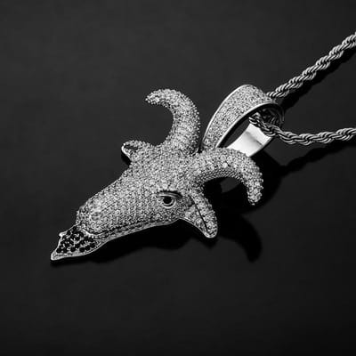 Nieuwe Europese en Amerikaanse Hanger Micro Ingelegd Zirkonia Geitenkop Trendy Gepersonaliseerde Ketting Accessoire gray