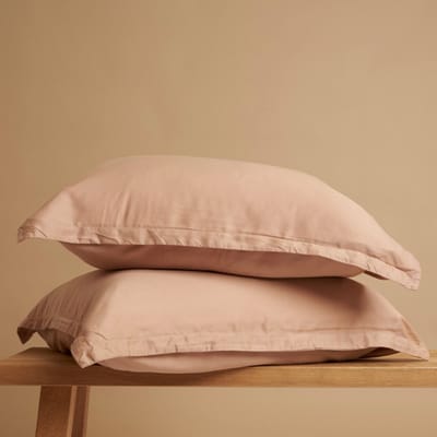 Coco & Cici - TENCEL - Twill Kussensloop Peach - 1 kussensloop 50x70 zonder volant