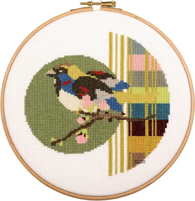 Pako Borduurpakket met telpatroon - vogel met figuren - 212.375 - voorgesorteerd garen - Aida - 20 cm Rond - DIY kit