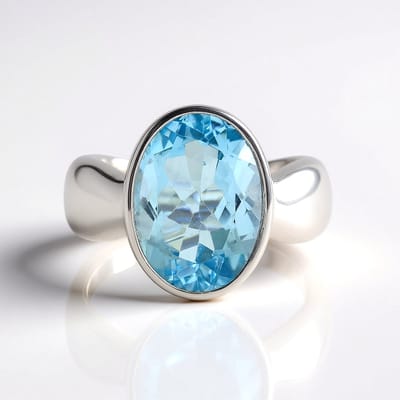 Cavill - Zilveren Ring 925 Sterling met Platina Coating - Hemelblauwe Topaas 6,5 ct Ovaal - Elegante Bezel Ring Dames - Luxe Brazilië Edelsteen