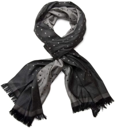 styleBREAKER edele zachte sjaal met franjes en discreet vierkant patroon 01018051