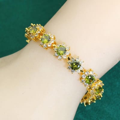 Europa en De Verenigde Staten Exquise Mode Sieraden AAA Zirkoon Armband Stand-alone Hot Selling Sieraden beige