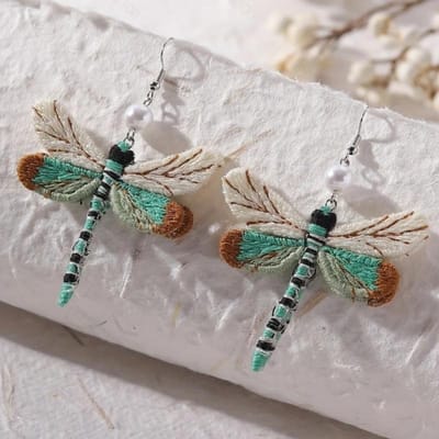Boucles d'oreilles pendantes style vintage, broderie unique, créatives et mignonnes, motif libellule, pour femmes, personnalisées et amusantes gray