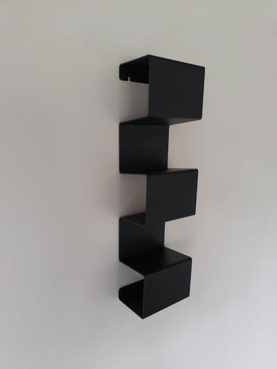 Stainiq® Wijnrek voor 5 Flessen - Design Wijnrek Metaal - Mat Zwart Staal - Modern & Minimalistisch Nederlands Design