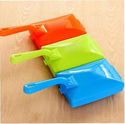 Mini Tapijt Borstel - Handheld Veegmachine Kruimeldief - Tafel Schoonmaken - Dubbele Borstel Reiniger - 85 Gram - Willekeurige Kleur