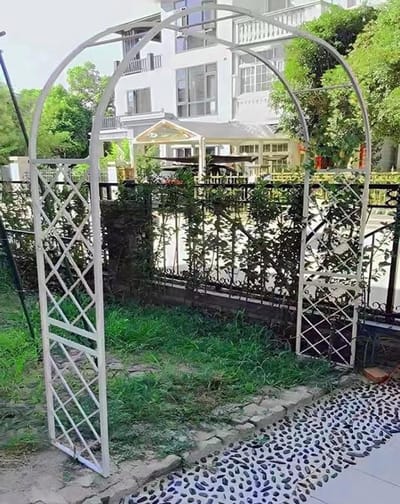 Tuinboog Metaal - Rozenlatwerk Prieel - Klimplanten Ondersteunen - Smeedijzeren Design - 220 x 250 cm - Elegant Wit