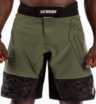Venum Light 4.0 Fight Shorts Khaki Zilver Venum Fightwear