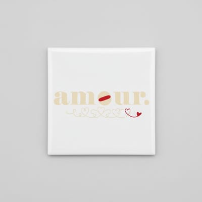 Amour Quote Keramische Tegel – Romantisch Minimalistisch Liefdesdesign met Elegante Typografie – Decoratieve Tegel 15 × 15 cm