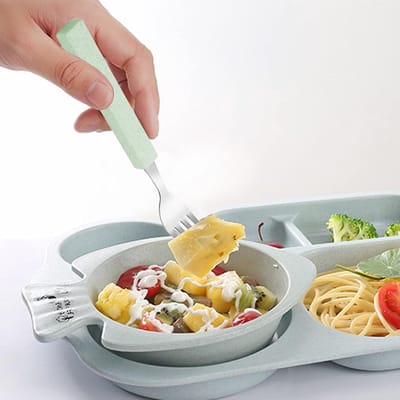 Dailygoods - 3-delige Kinderbestekset van 18/10 Roestvrij Staal met Reiskoffer - Groen