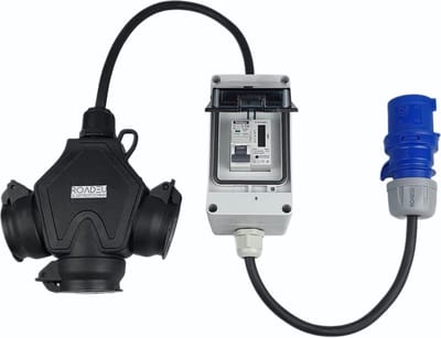 CEE Camperadapter met elektrische meter - 3x 230V stekker naar CEE 16 3P - 1 meter verlengsnoer en stroomonderbreker