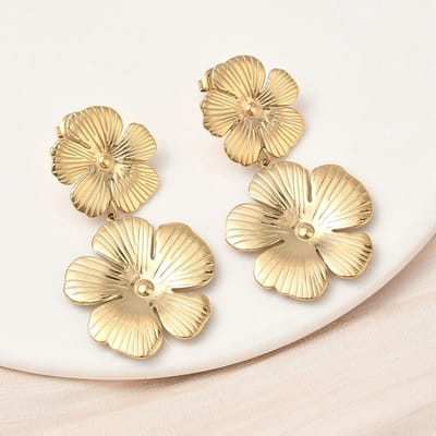 Bloem oorbellen stainless steel, goudkleurig, bohemian, zomer, lente, bloemen, statement oorbellen