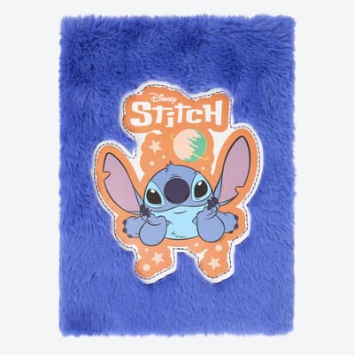 Lilo & Stitch Notitieboek - Kleur: Blauw - Fluffy Notitieboekje - Stitch Notitie Boek - Disney Lilo & Stitch - Formaat: A5 - 80 Pagina's - Hoge Kwaliteit - Gelinieerd - Stitch & Angel - Cadeau - Dagboek / Notities / Journal - Schrijfboek - Note