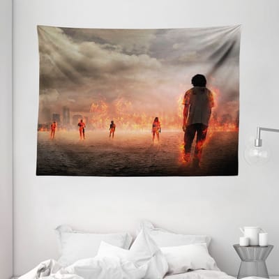 ABAKUHAUS Zombie Wandtapijt, Groep Mensen in het Water onder Stormwolken, 150 x 110 cm, Parelmoer Eierschaal Vermiljoen