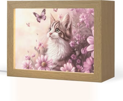 Nachtlampje 20x15 cm - Kinder lampje - Kitten - Bloemen - Vlinders - Paars - Tafellamp kinderkamer - Slaapkamer lamp - Bedlamp kinderen - Kinderlampje stopcontact - Wandlamp babykamer - Nachtlampjes