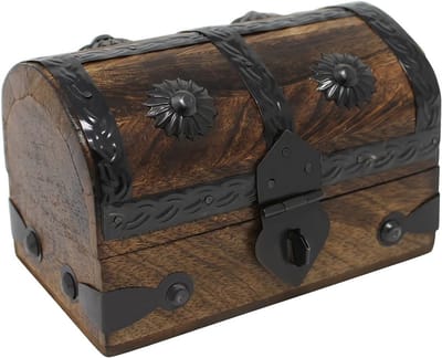 Houten Schatkist met IJzeren Details voor Sieraden en Souvenirs