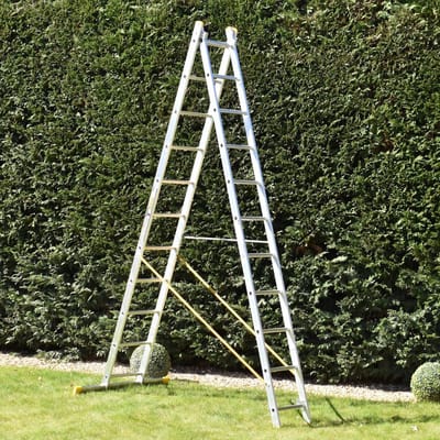 Trade Master Pro® 2-delige Reformladder – 11 Treden – 150 kg Draagvermogen – EN131 Professioneel-gecertificeerd – Antisliptreden – Auto-vergrendel Clips – Lichtgewicht Aluminium Ladder