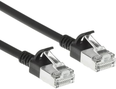 ACT Zwarte 3 meter LSZH S/FTP CAT7 slimline patchkabel snagless met RJ45 connectoren DF7903