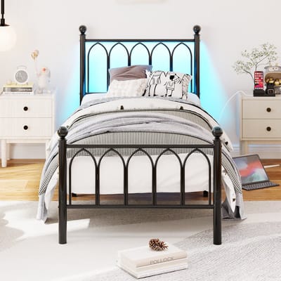 MODFU – Metalen Bedframe – 90x200 cm – Hoog Hoofd- & Voetbord – LED & USB – MDF – Zwart