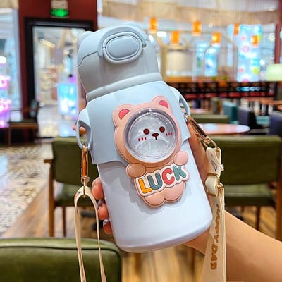 Cartoon Thermosbeker voor Kinderen Heren en Dames Baby Drinkbeker met Rietje Draagbare Leuke Voedselveilige Beker voor Studenten 520ml