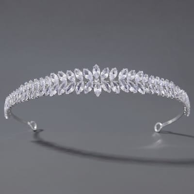 Kroon voor dames-Prinsessenkroon-Diadeem-Kroon-Strass-Elegant en Duurzaam - Geschikt voor Verschillende Gelegenheden-Haarsieraad-Stijl 109
