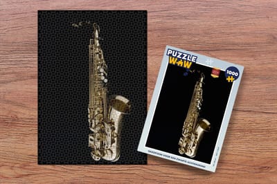 Puzzel Saxofoon voor een zwarte achtergrond - Legpuzzel - Puzzel 1000 stukjes volwassenen