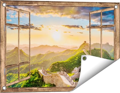 Gards Tuinposter Doorkijk De Chinese Muur door de Bergen met Zon - 60x40 cm - Tuindoek - Tuindecoratie - Wanddecoratie buiten - Tuinschilderij