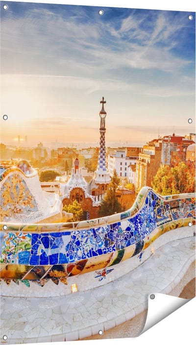 Gards Tuinposter Park G�ell in Barcelona - 80x120 cm - Tuindoek - Tuindecoratie - Wanddecoratie buiten - Tuinschilderij