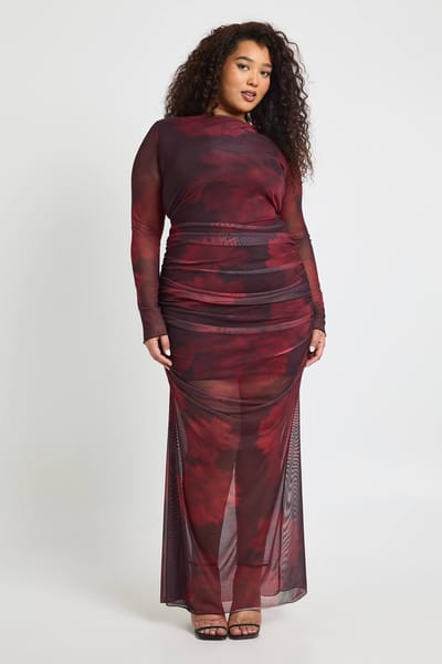 boohoo Dames Plus Gebloemde Geplooide Mesh Maxi Jurk | Rood | Maat: 44