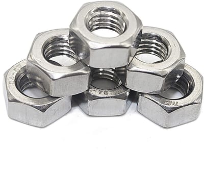 Dailygoods- Zeskantmoeren 100 stuks - Roestvrij Staal A2 - Metrisch 5 mm - Schroefdraad 0,8 mm - Geschikt voor Binnen/Buiten - Hoogwaardige Kwaliteit - Moeren