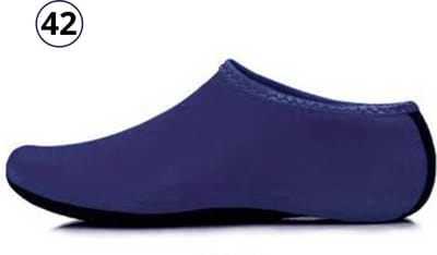 Bovista Waterschoenen Voor Kinderen & Volwassenen - Aqua Shoes - Aquaschoenen - Afzwemschoenen - Zwemles Schoenen - Marineblauw - Maat 42