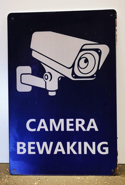 Metalen Waarschuwingsbord Camerabewaking - 20x30cm -Mancave - Wand Decoratie - Metal sign - Mancave decoratie - Decoratie - Metalen borden - Tekst borden - Metalen bord