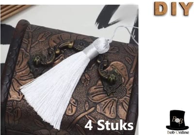 Bob Online ™ - 4 Stuks – Wit - Tassels (Kwastjes) 8 x 1.2mm – Handgemaakte Zachte Ambachtelijke Kwastjes / Tassels Chinese Stijl – Decoratieve DIY Tassels – Sieraden Maken enz. – White DIY Tassels – Tassel – Wit Kwasten – Hobby Kwastjes