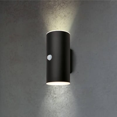 BRILONER Lima - Buitenverlichting met bewegingssensor - tuinlamp - oplaadbare batterij - buitenlamp met USB - spatwater bescherming - 15,5 x 7 x 8,5 cm - Zwart