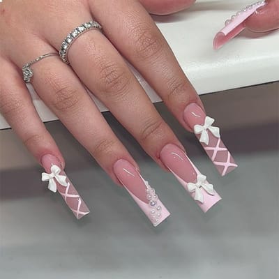 Dailygoods- Valse Nagels Lange Vierkante - Acrylnagels 24 Stuks - Plaknagels met Lijm - Kunstnagels met Lijm - Franse Tip - 3D Strik