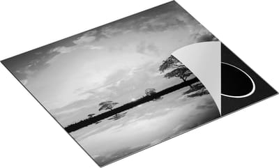 Chefcare Inductie Beschermer Silhouet van Bomen tijdens Zonsondergang - Zwart Wit - 60x50 cm - Afdekplaat Inductie - Kookplaat Beschermer - Inductie Mat