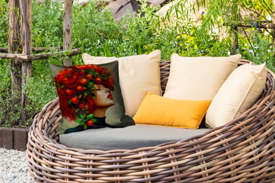 Tuinkussen - Vrouw - Appels - Rood - Bladeren - 40x40 cm - Weerbestendig