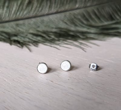 M-apART-chirurgisch-staal-oorbel-glitter-wit